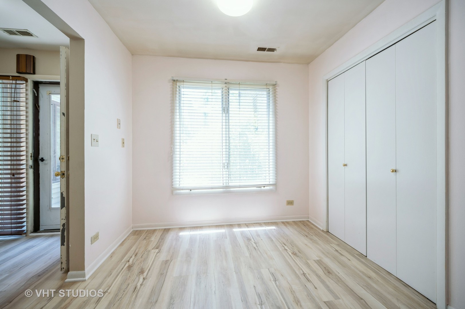 1157 Deerfield Place