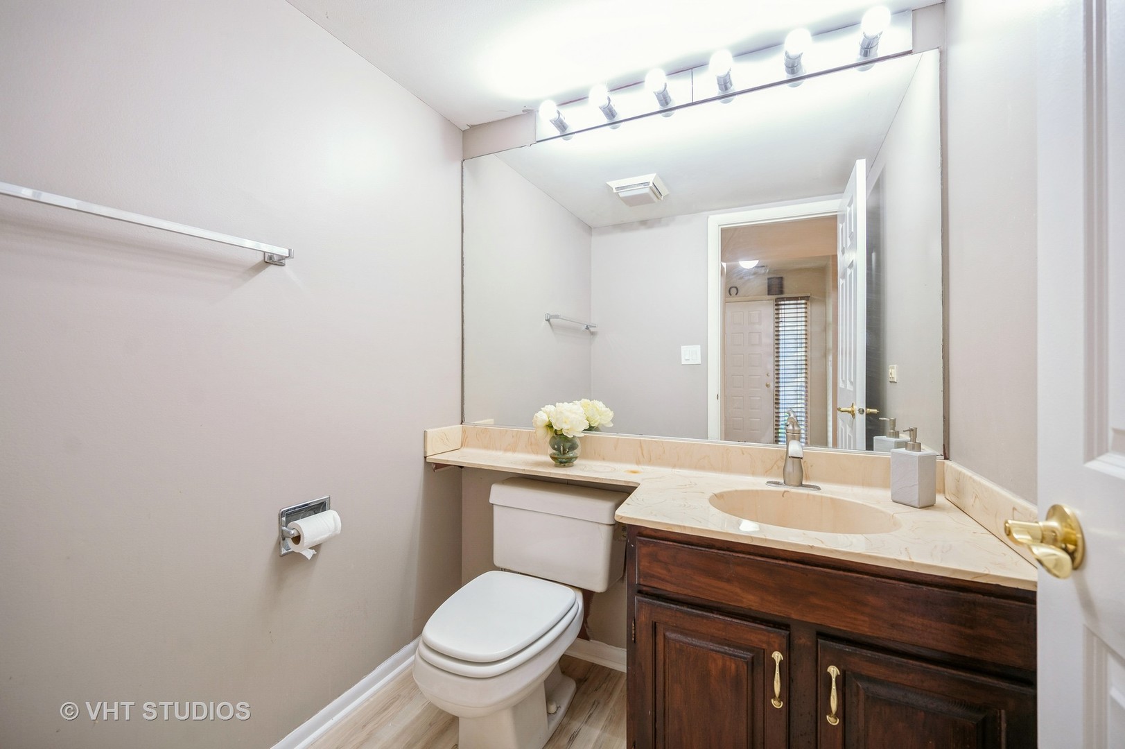 1157 Deerfield Place
