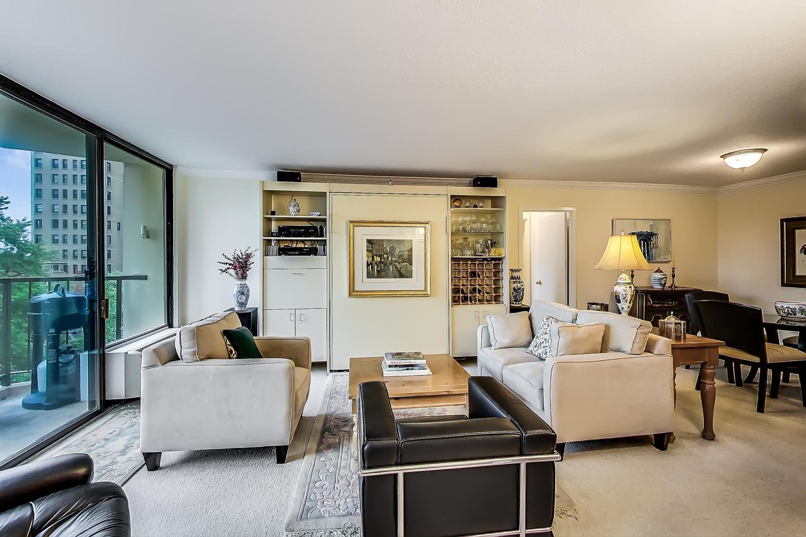 1450 N Astor Street Unit: 7B