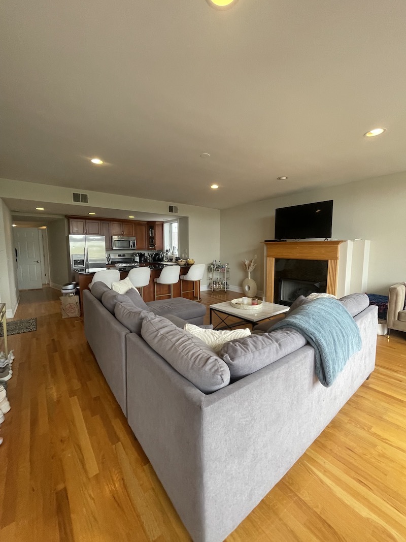 2942 N LINCOLN Avenue Unit: 3S