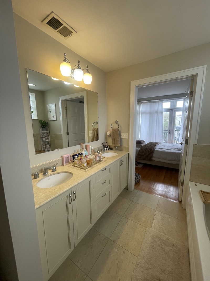 2942 N LINCOLN Avenue Unit: 3S