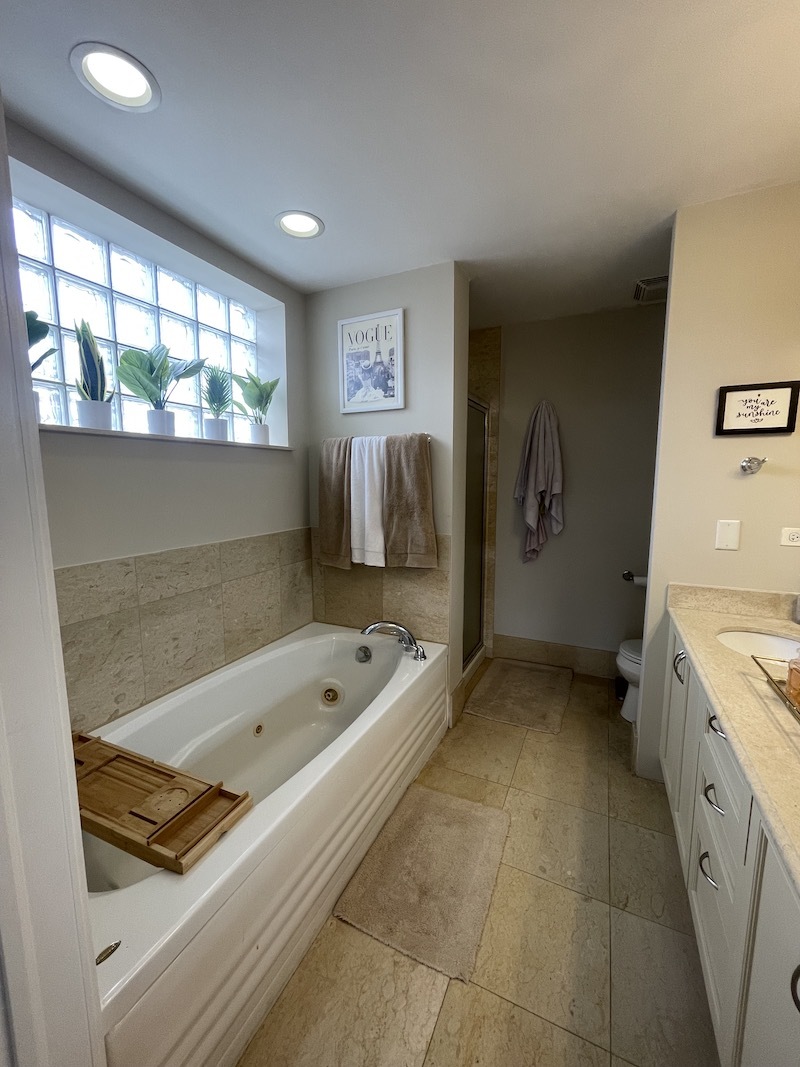 2942 N LINCOLN Avenue Unit: 3S