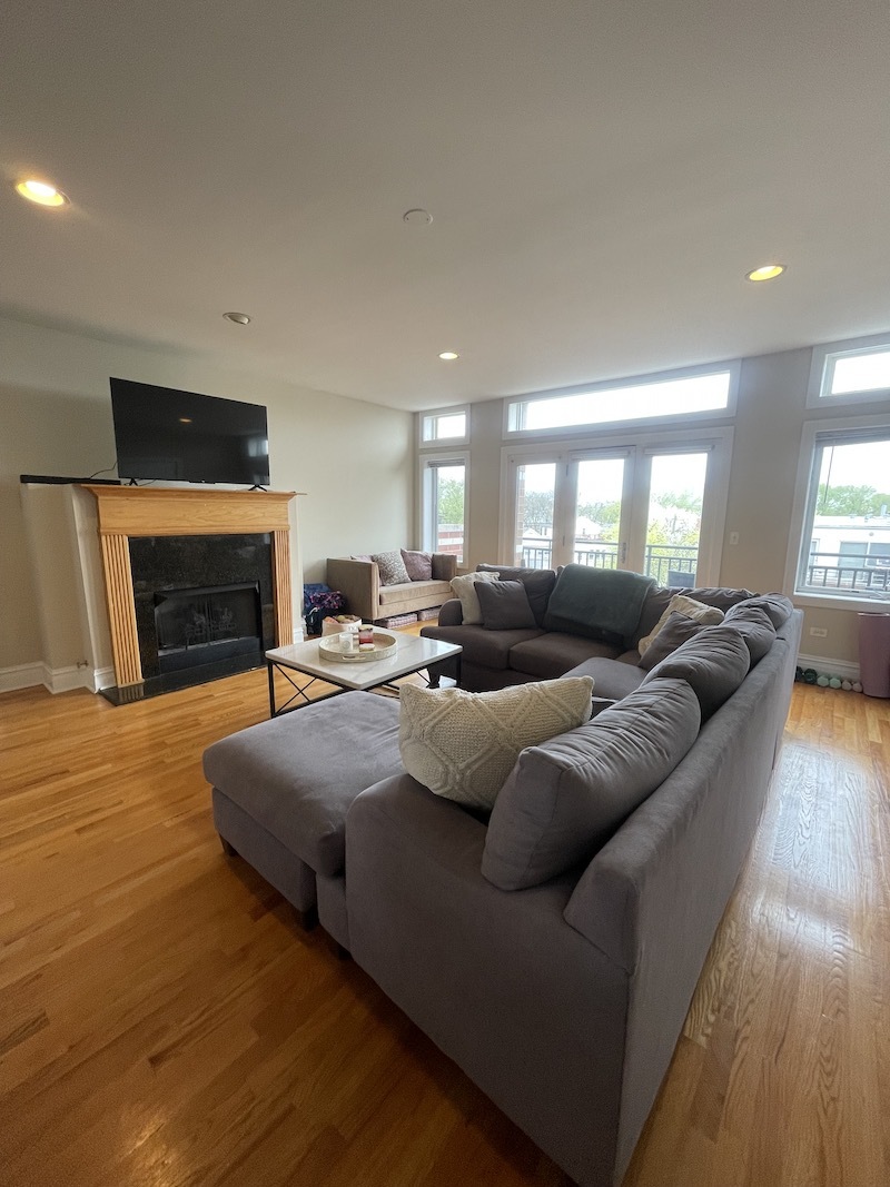 2942 N LINCOLN Avenue Unit: 3S