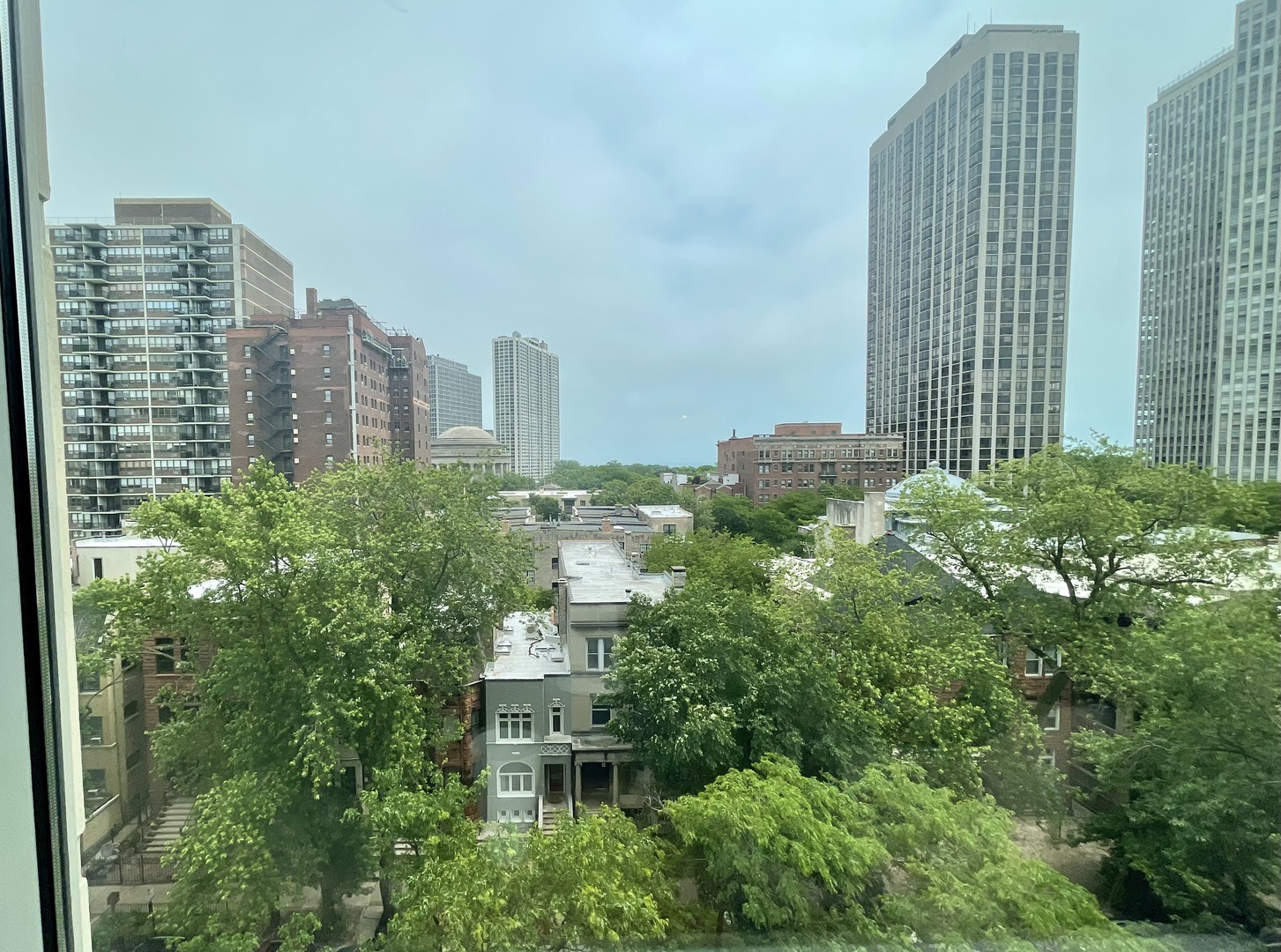 2728 N HAMPDEN Court Unit: 805