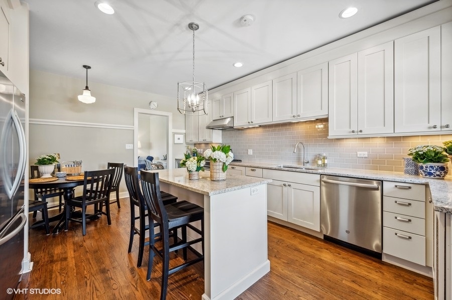 920 Michigan Avenue Unit: 3