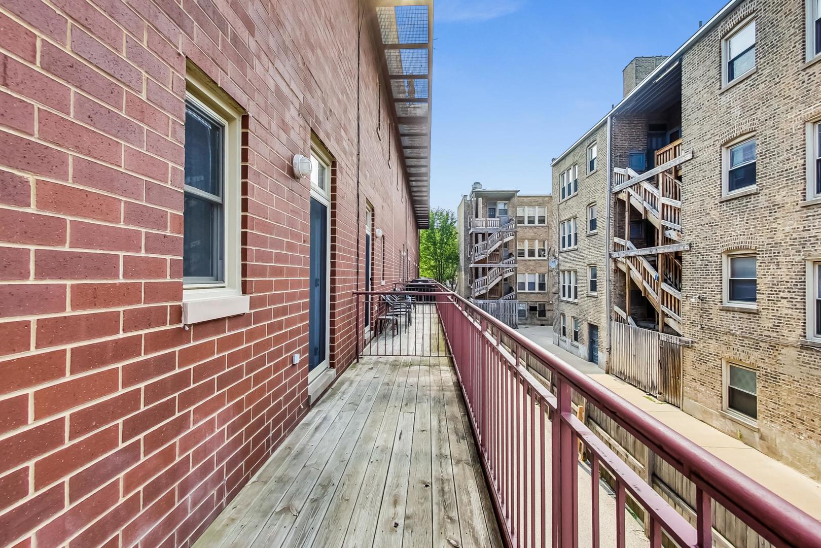 5127 N Damen Avenue Unit: 7
