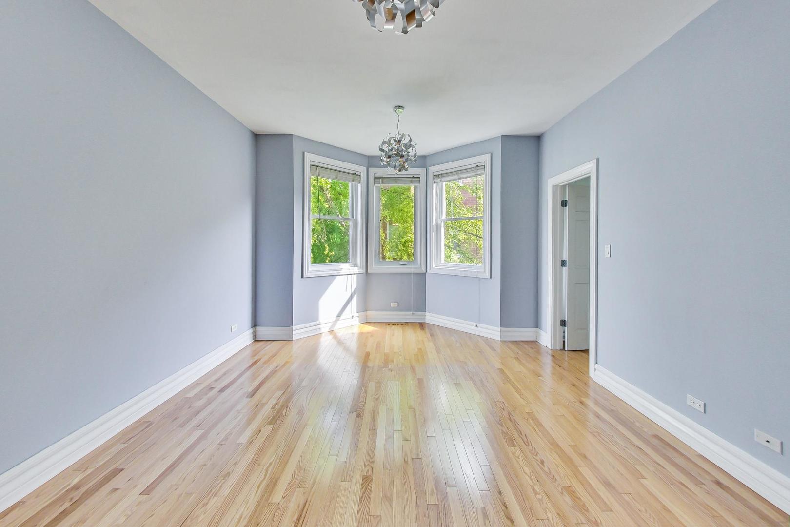 5127 N Damen Avenue Unit: 7