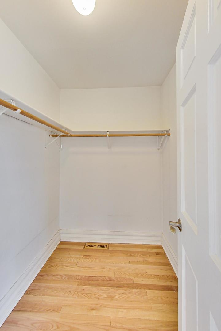 5127 N Damen Avenue Unit: 7