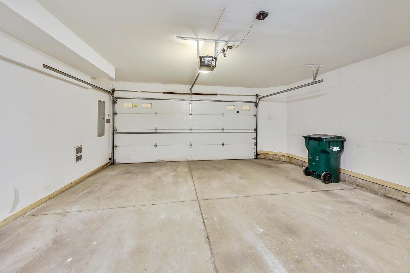 5127 N Damen Avenue Unit: 7