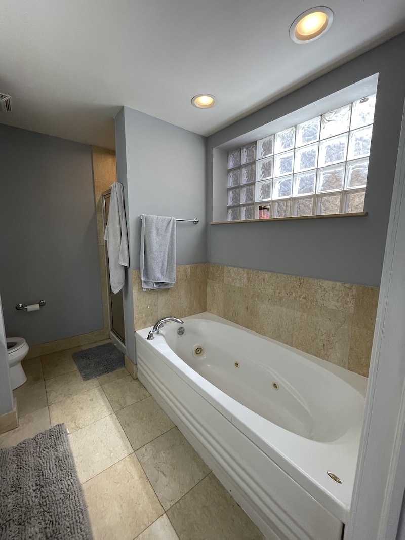 2942 N LINCOLN Avenue Unit: 2N