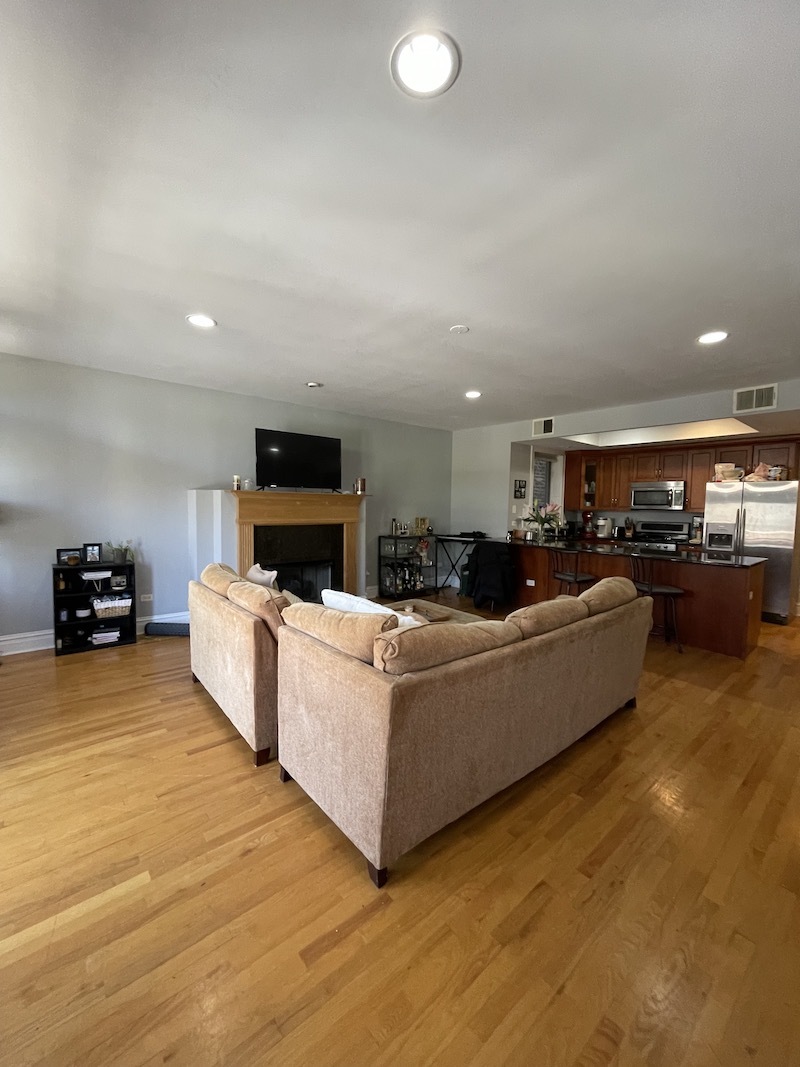 2942 N LINCOLN Avenue Unit: 2N