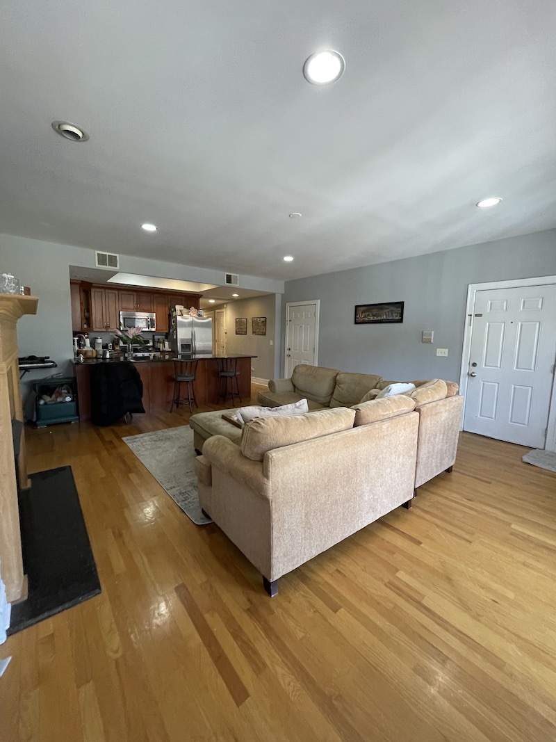 2942 N LINCOLN Avenue Unit: 2N