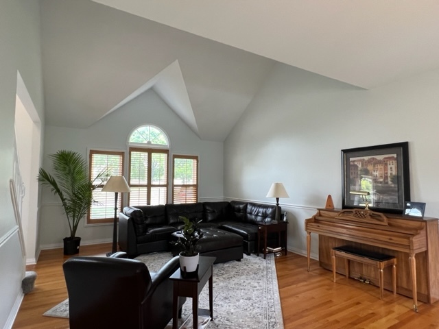 1216 Burlington Avenue
