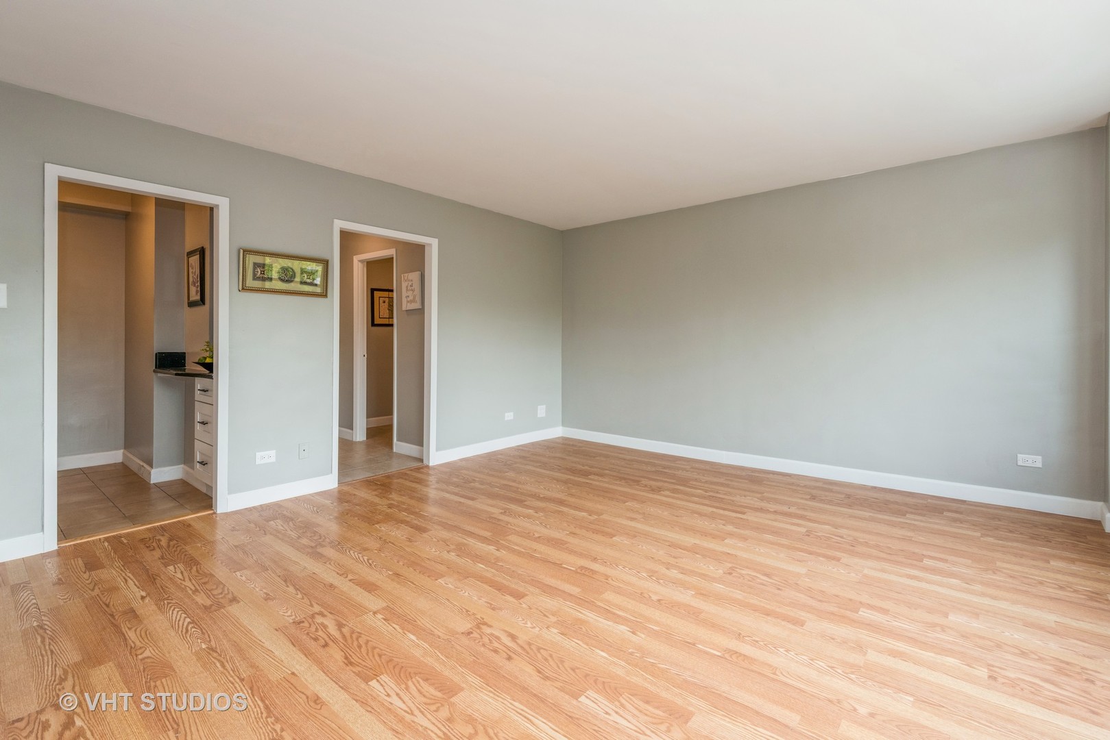 4880 N Marine Drive Unit: 408