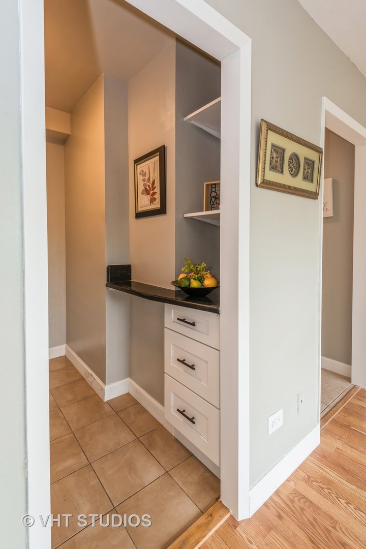 4880 N Marine Drive Unit: 408