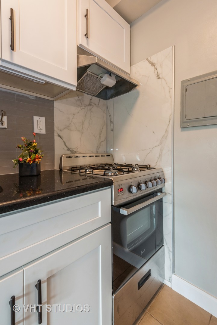 4880 N Marine Drive Unit: 408