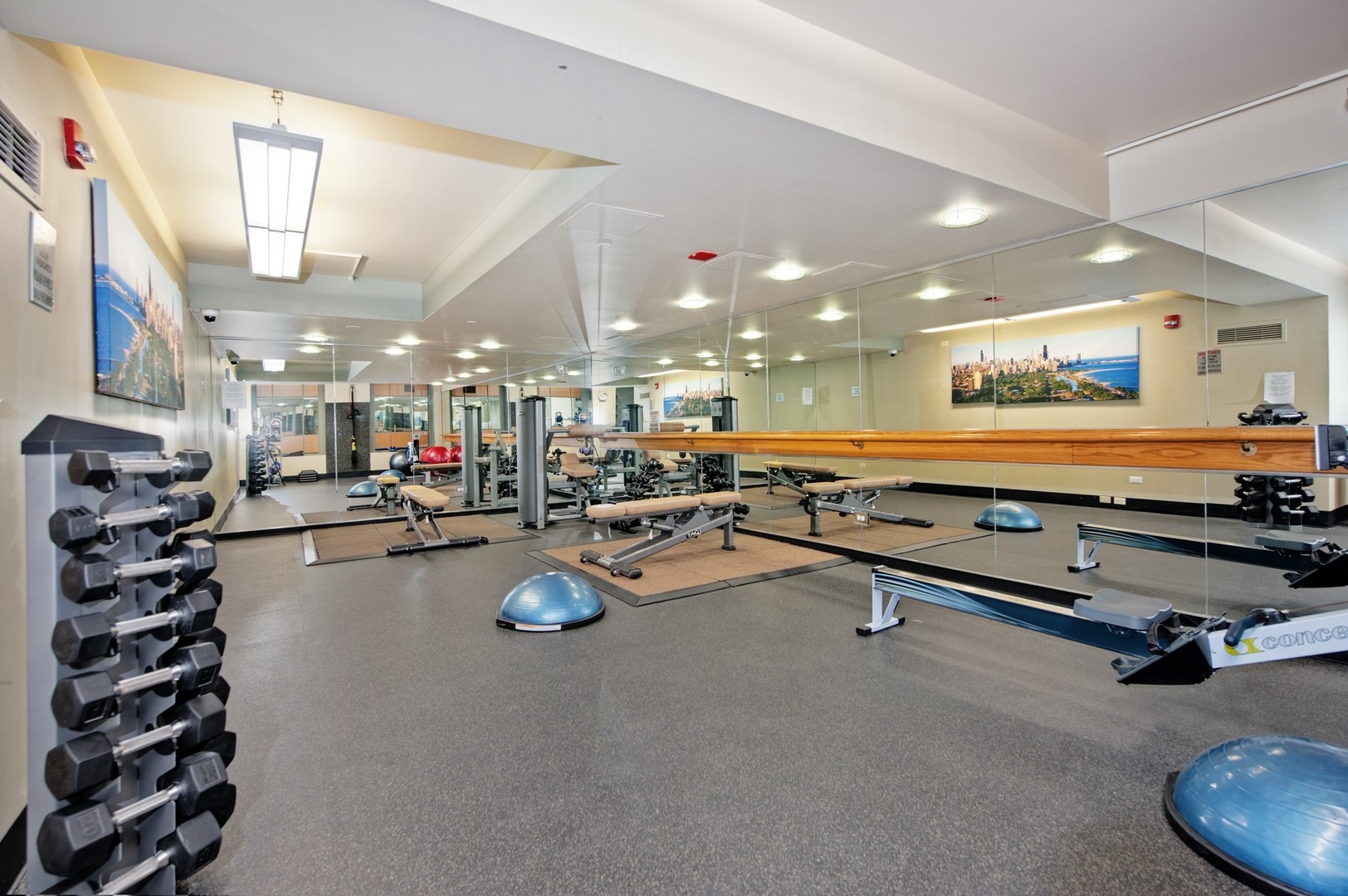 345 N La Salle Drive Unit: 3907
