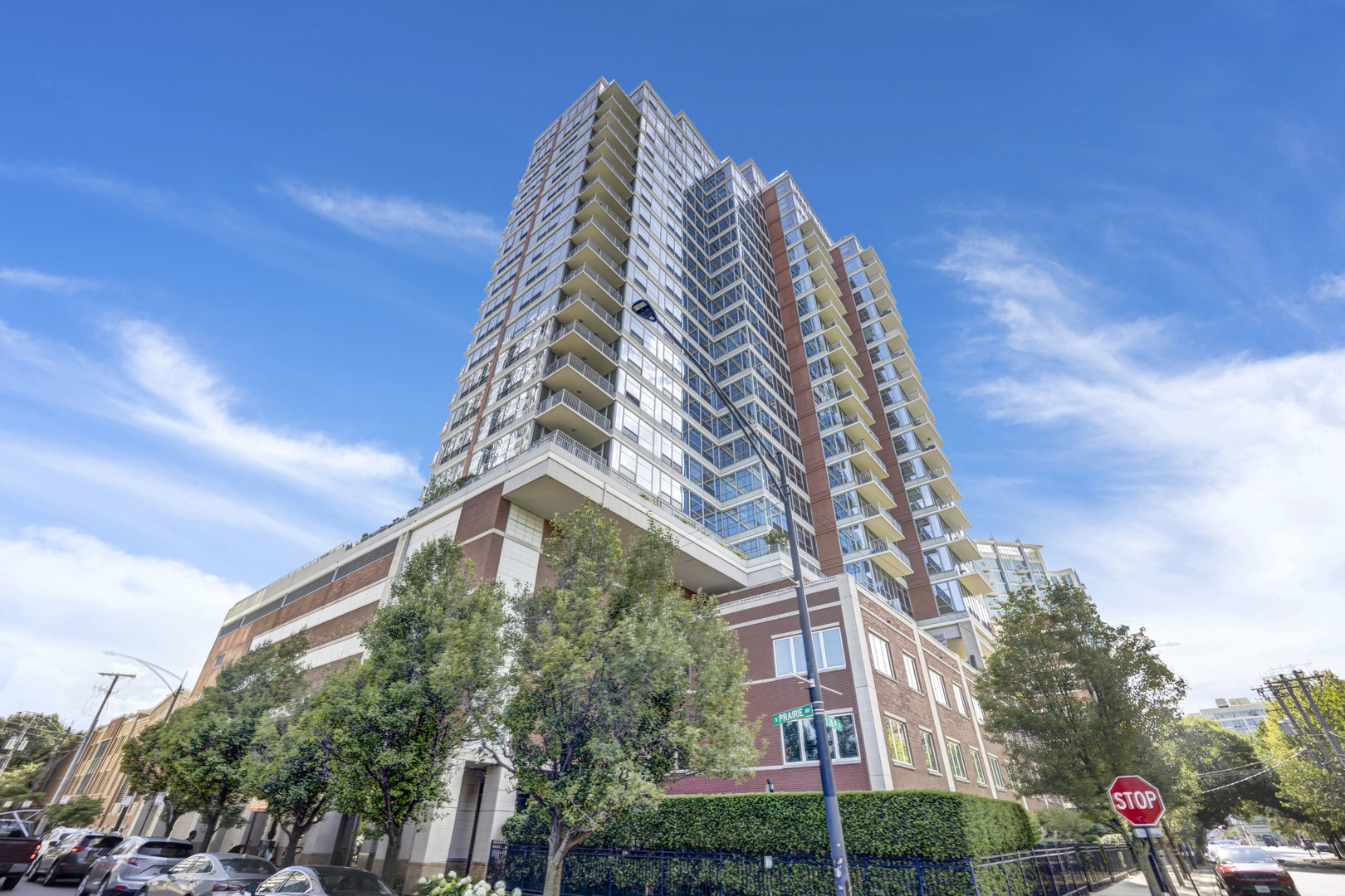 1600 S PRAIRIE Avenue Unit: 2101