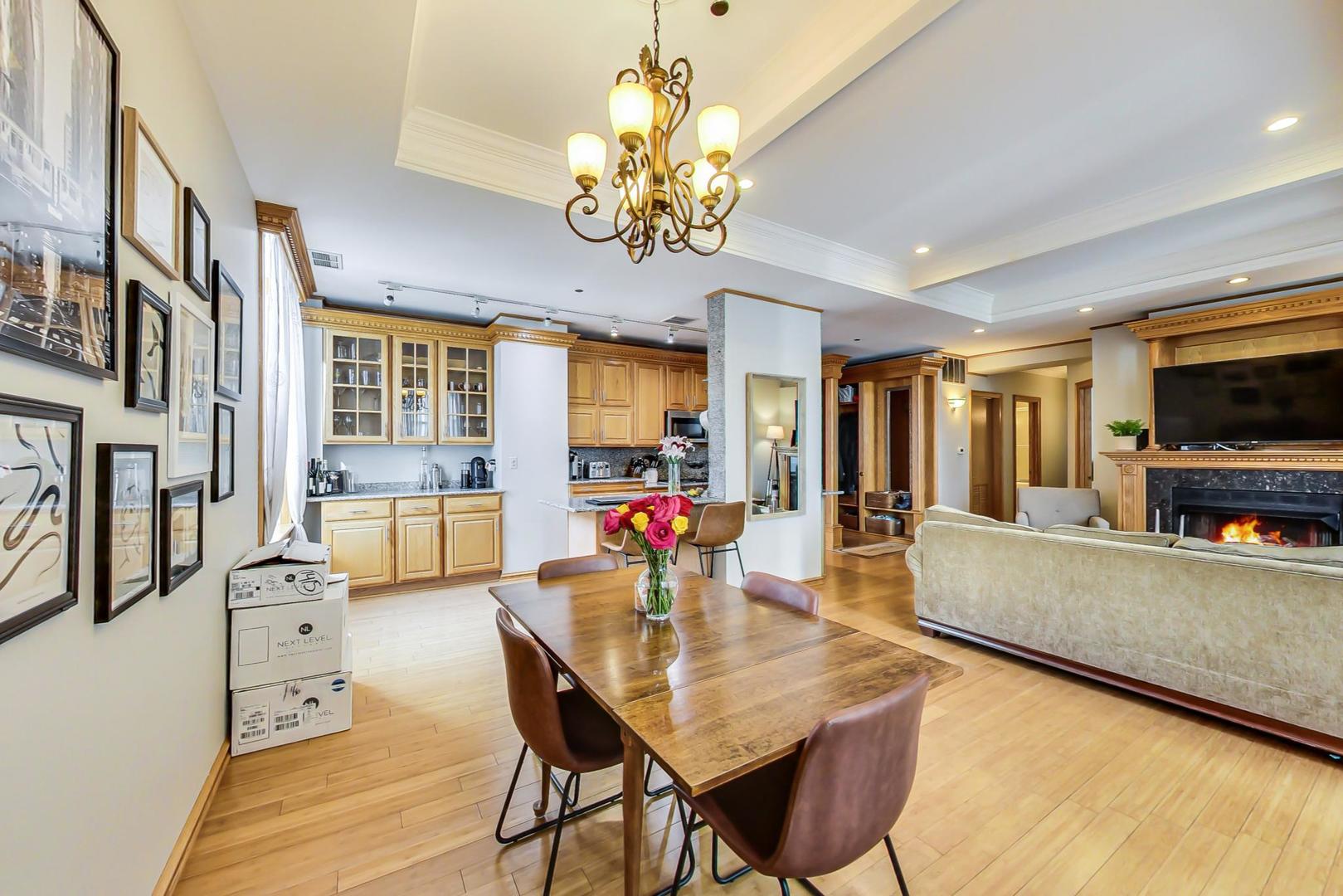 910 S MICHIGAN Avenue Unit: 1415