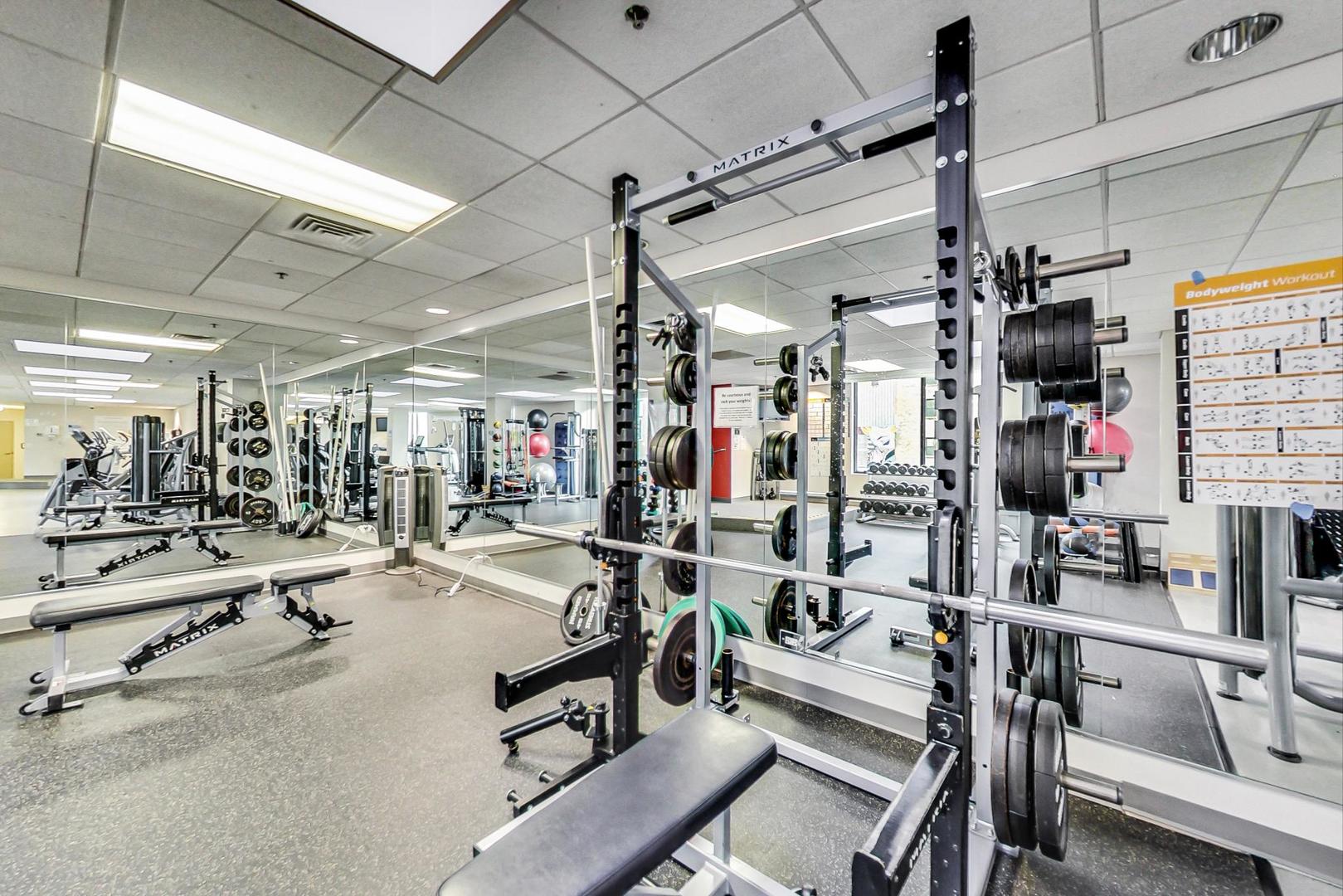 910 S MICHIGAN Avenue Unit: 1415