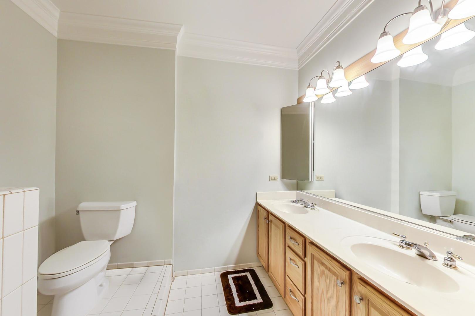 910 S MICHIGAN Avenue Unit: 1415