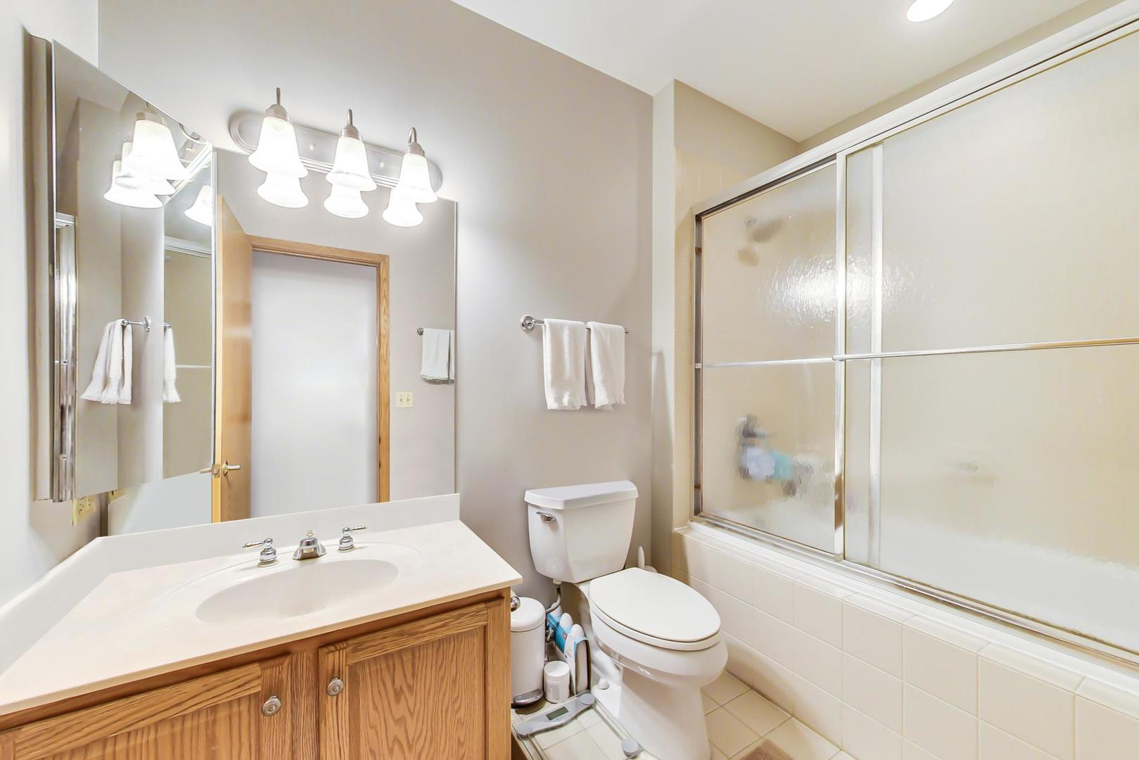 910 S MICHIGAN Avenue Unit: 1415