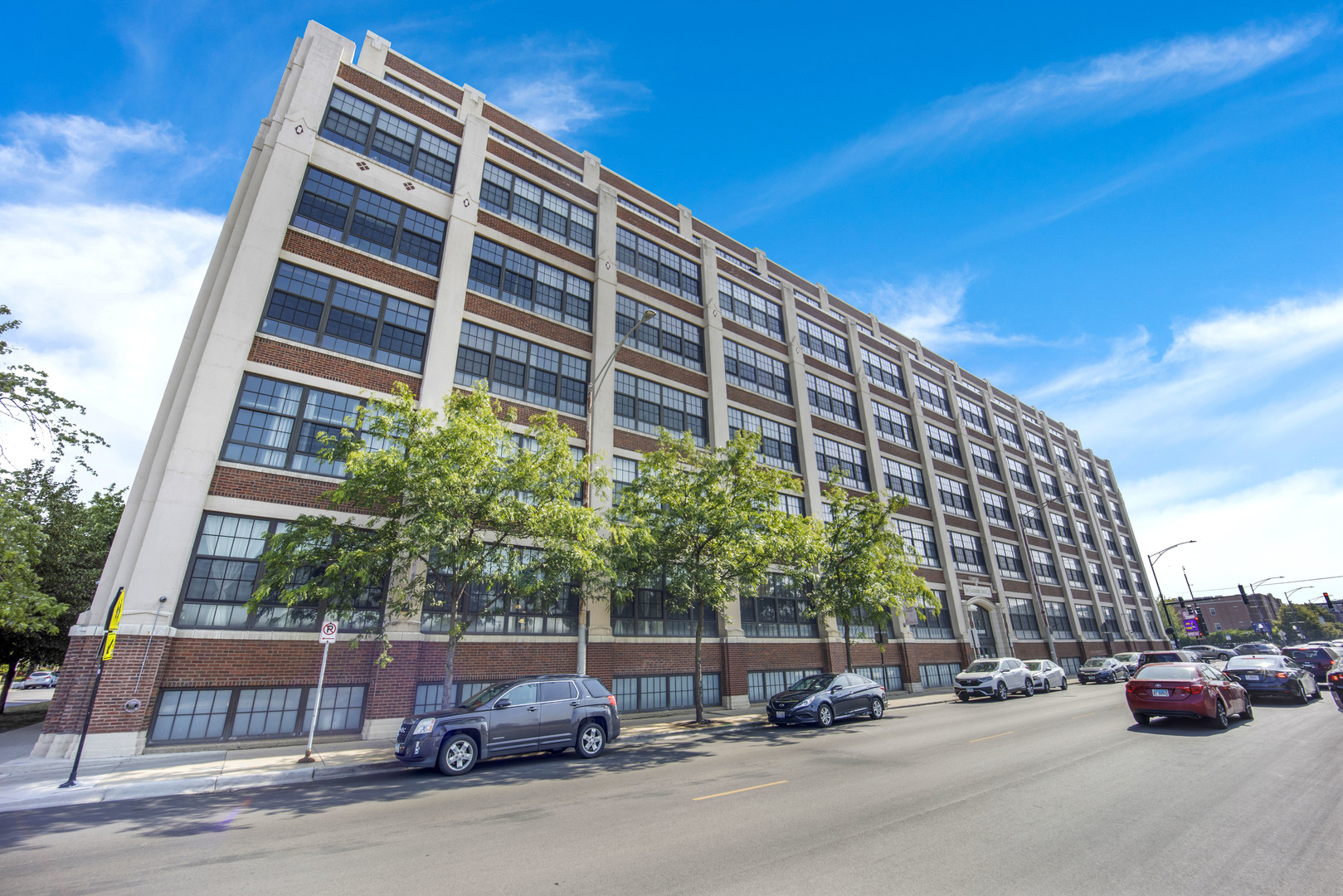 3963 W Belmont Avenue Unit: 331