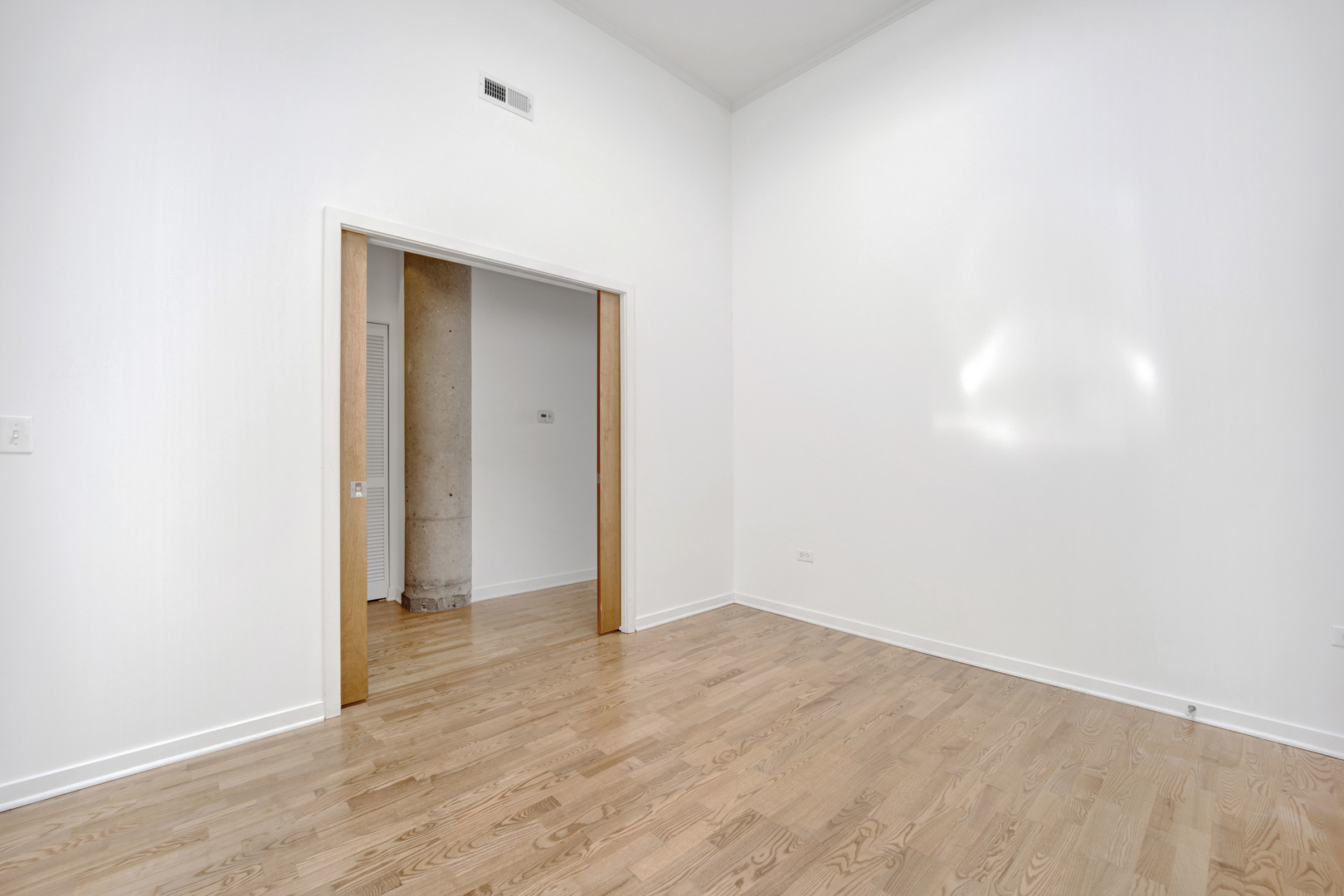 3963 W Belmont Avenue Unit: 331