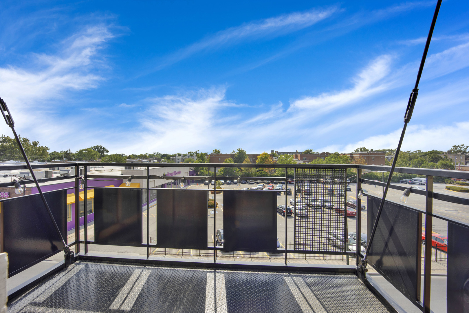 3963 W Belmont Avenue Unit: 331