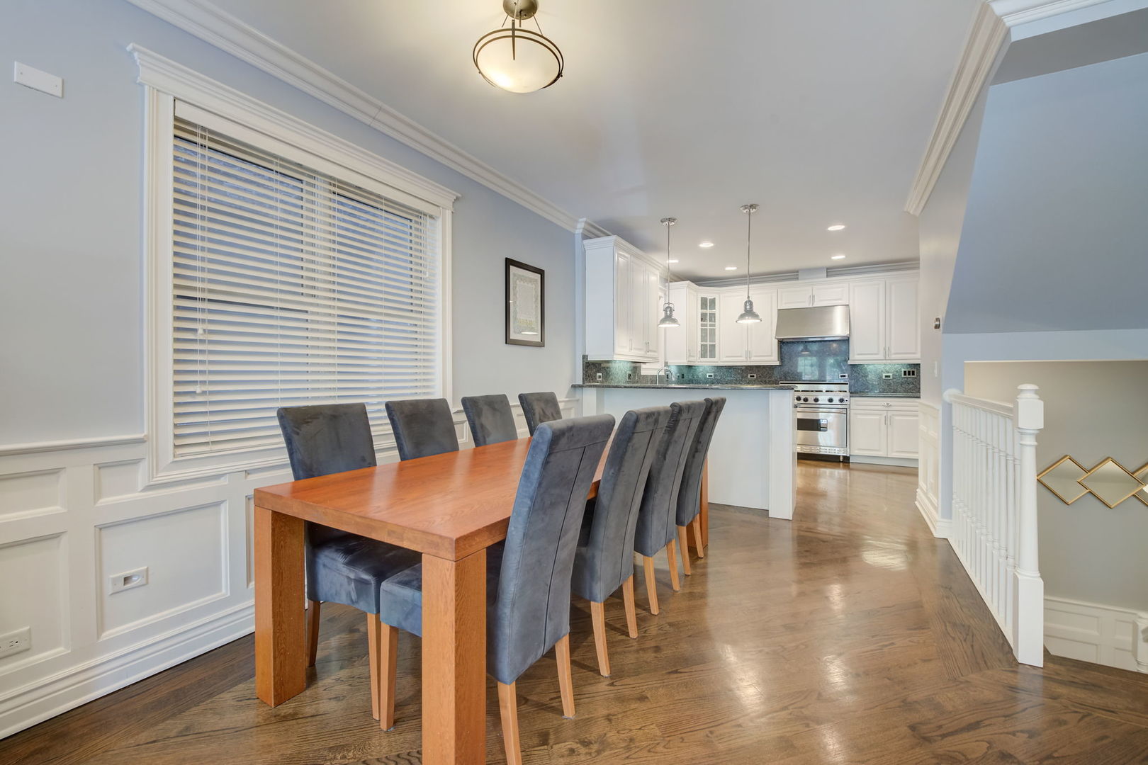 842 W Aldine Avenue Unit: 1