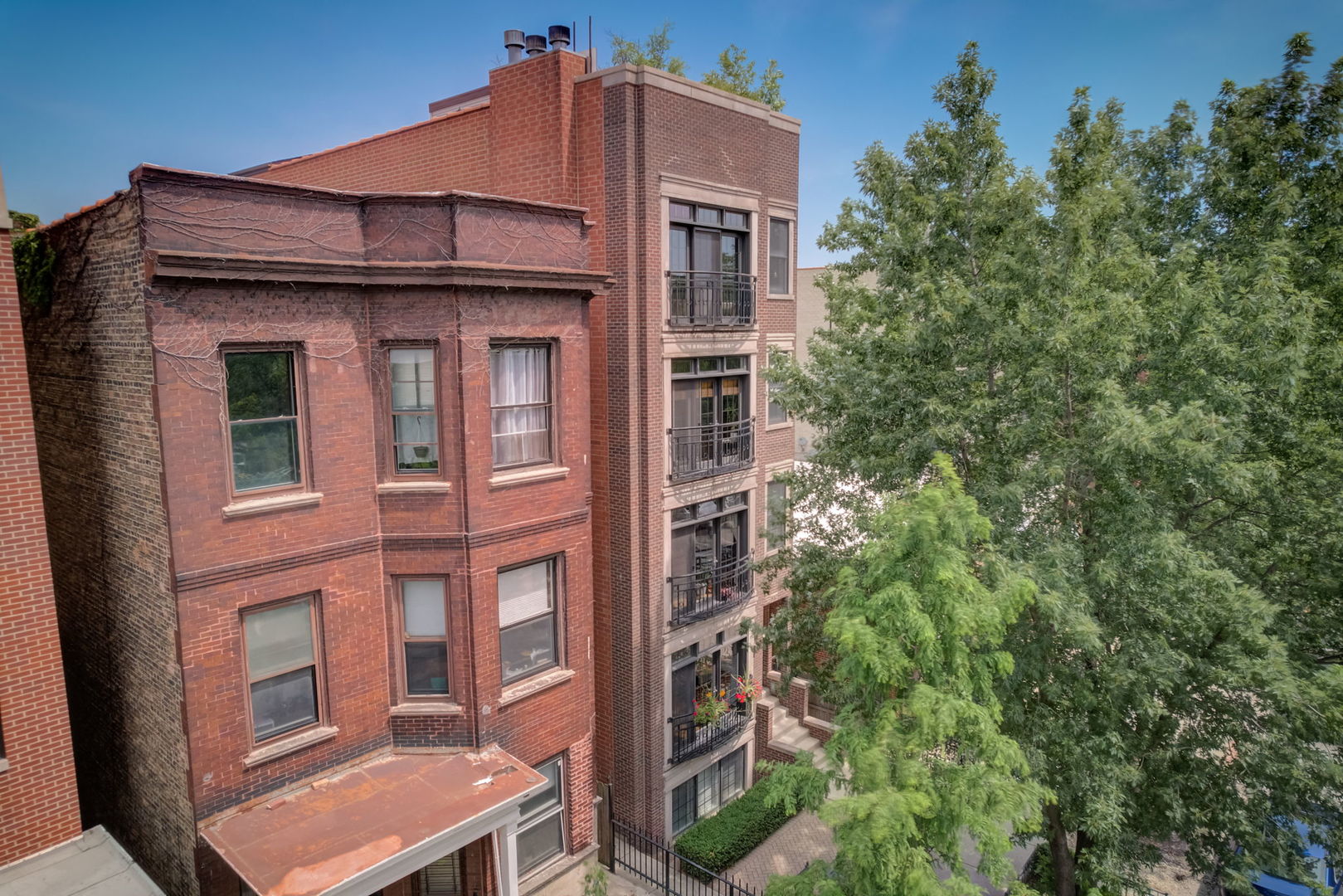 842 W Aldine Avenue Unit: 1
