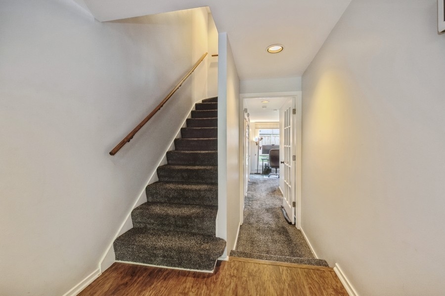 2720 N Greenview Avenue Unit: F