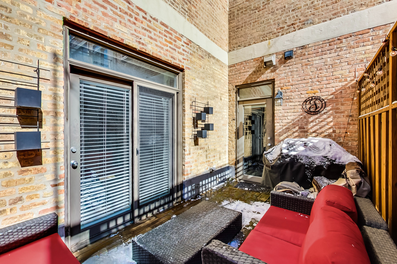 1158 W Armitage Avenue Unit: 206