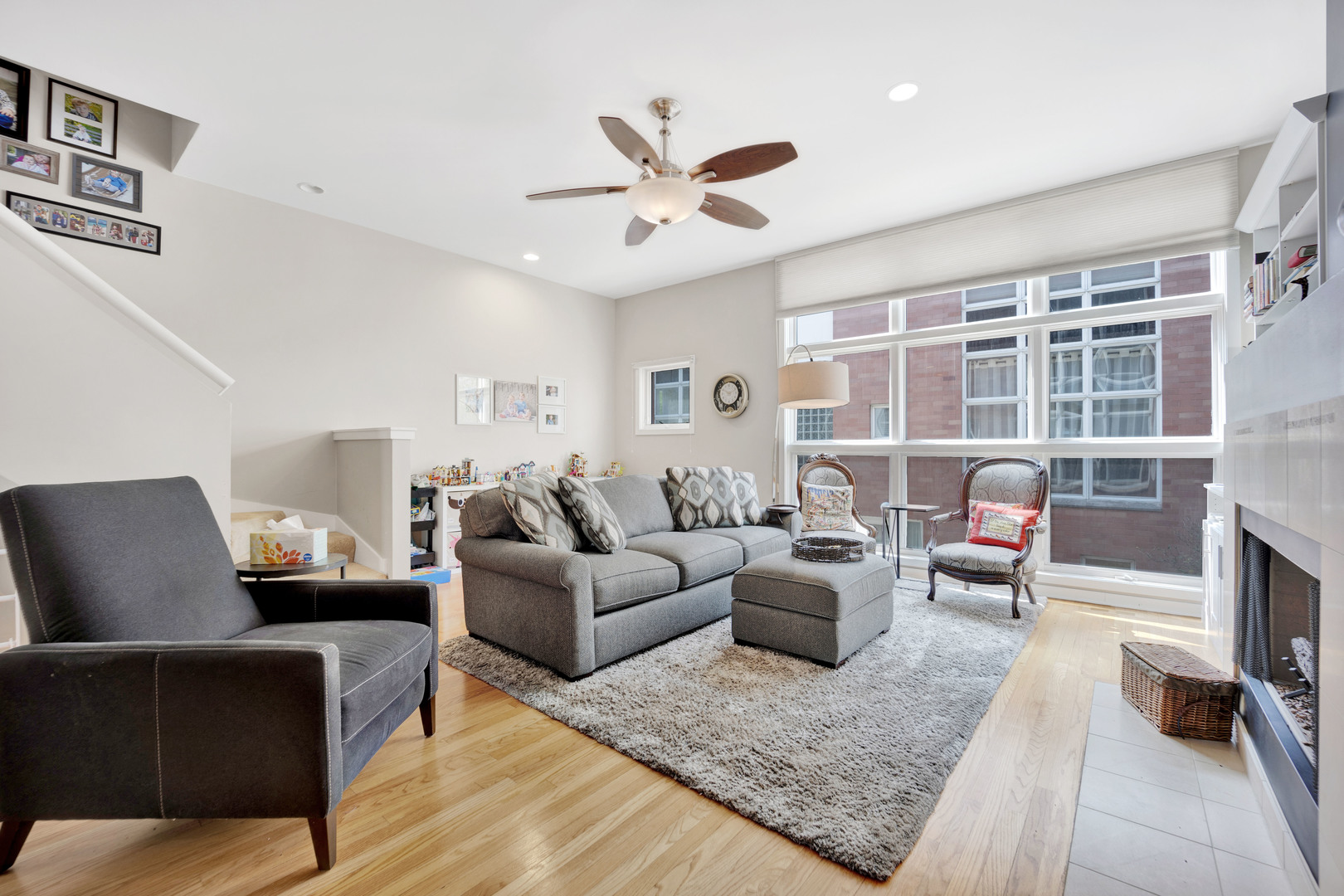 2946 N Wood Street Unit: B