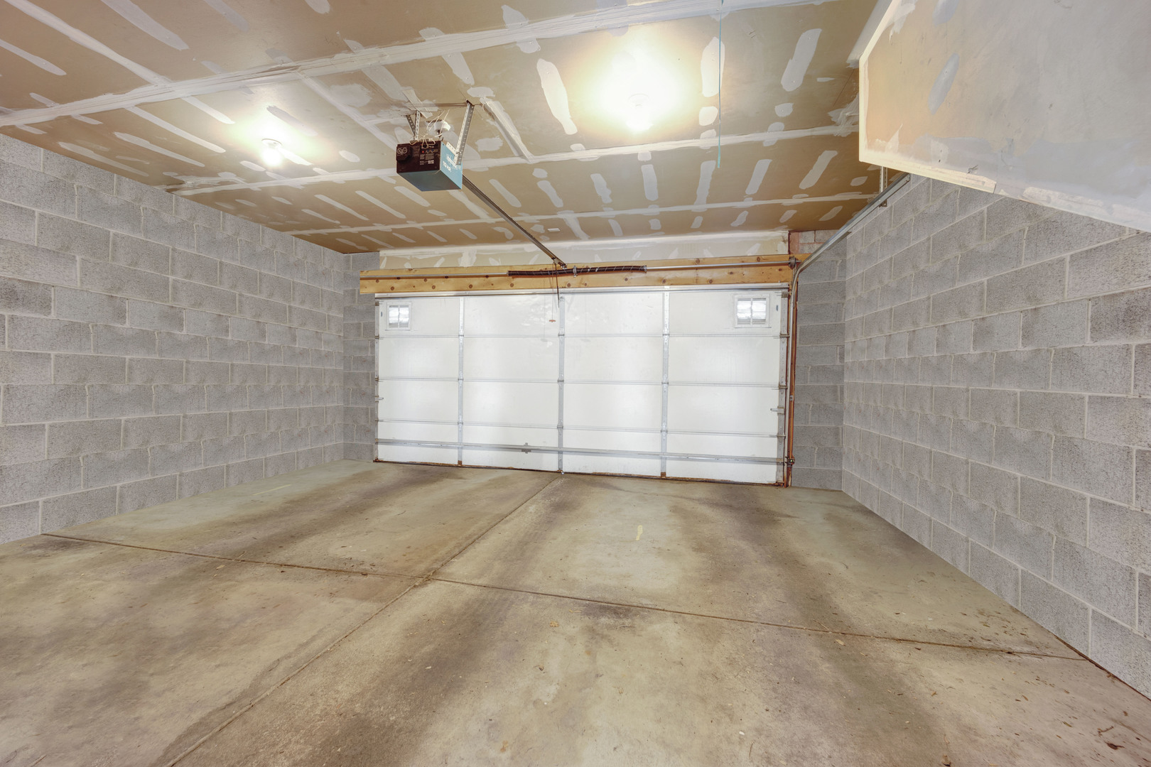 2946 N Wood Street Unit: B