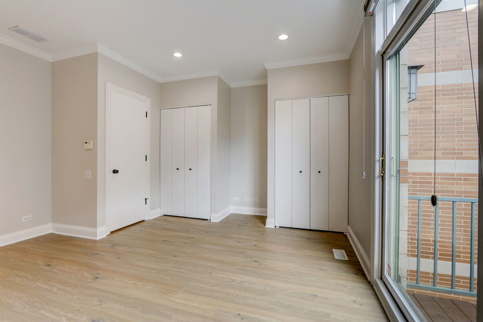 1401 N WIELAND Street Unit: H