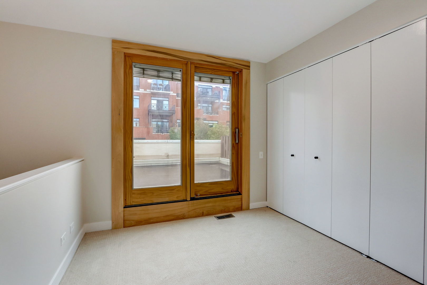 1401 N WIELAND Street Unit: H