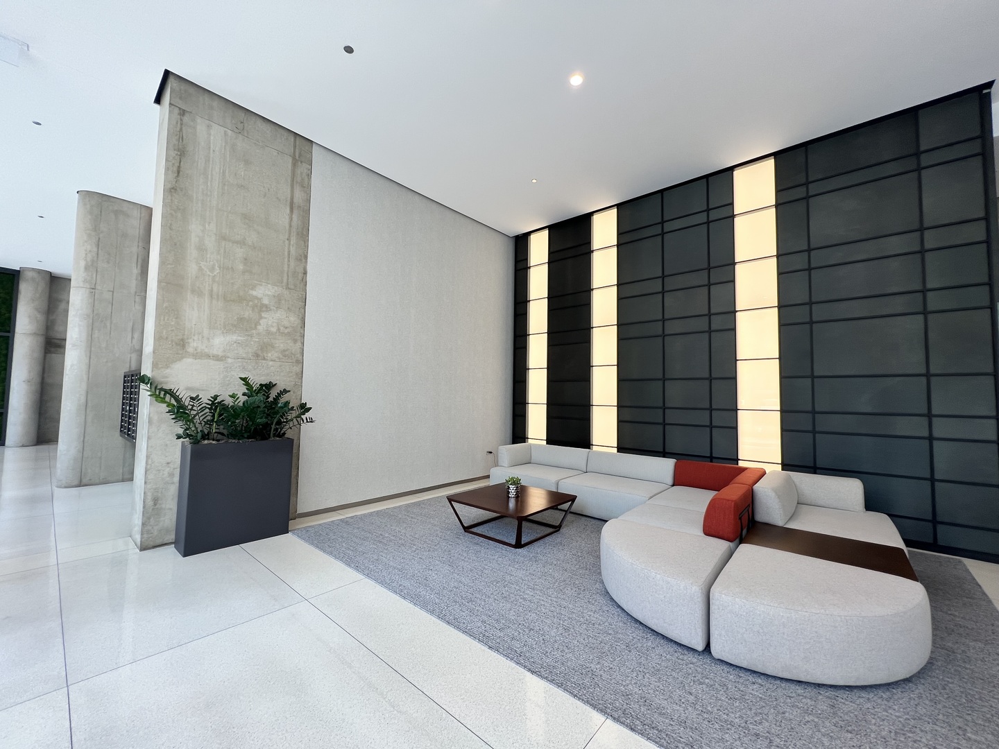 600 N Fairbanks Court Unit: 2303