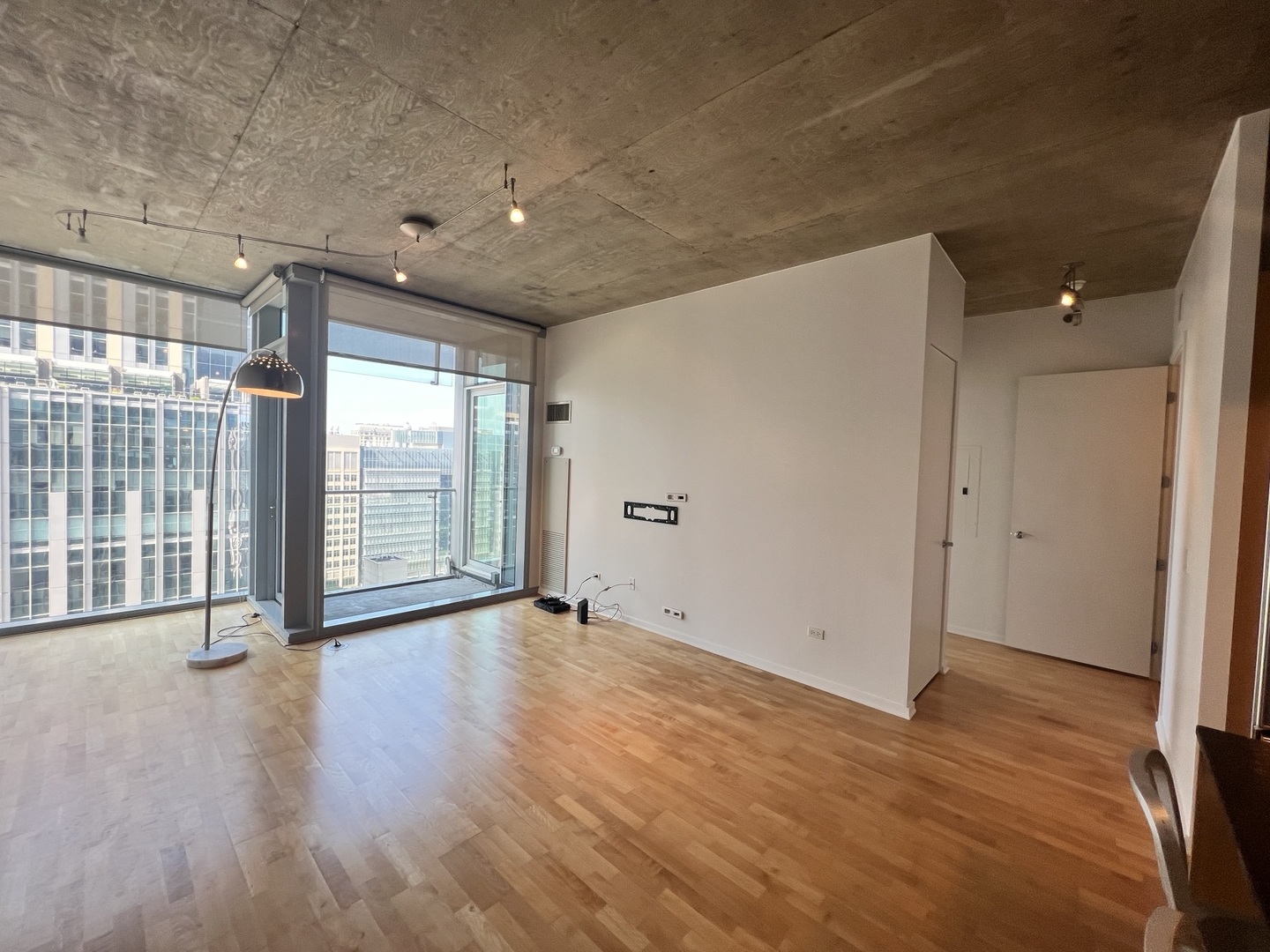 600 N Fairbanks Court Unit: 2303