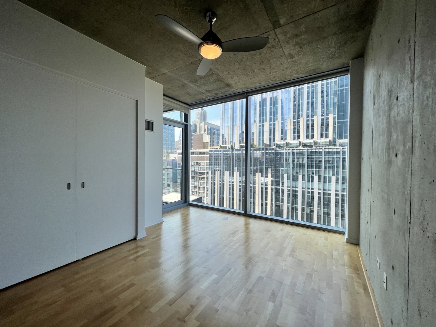 600 N Fairbanks Court Unit: 2303