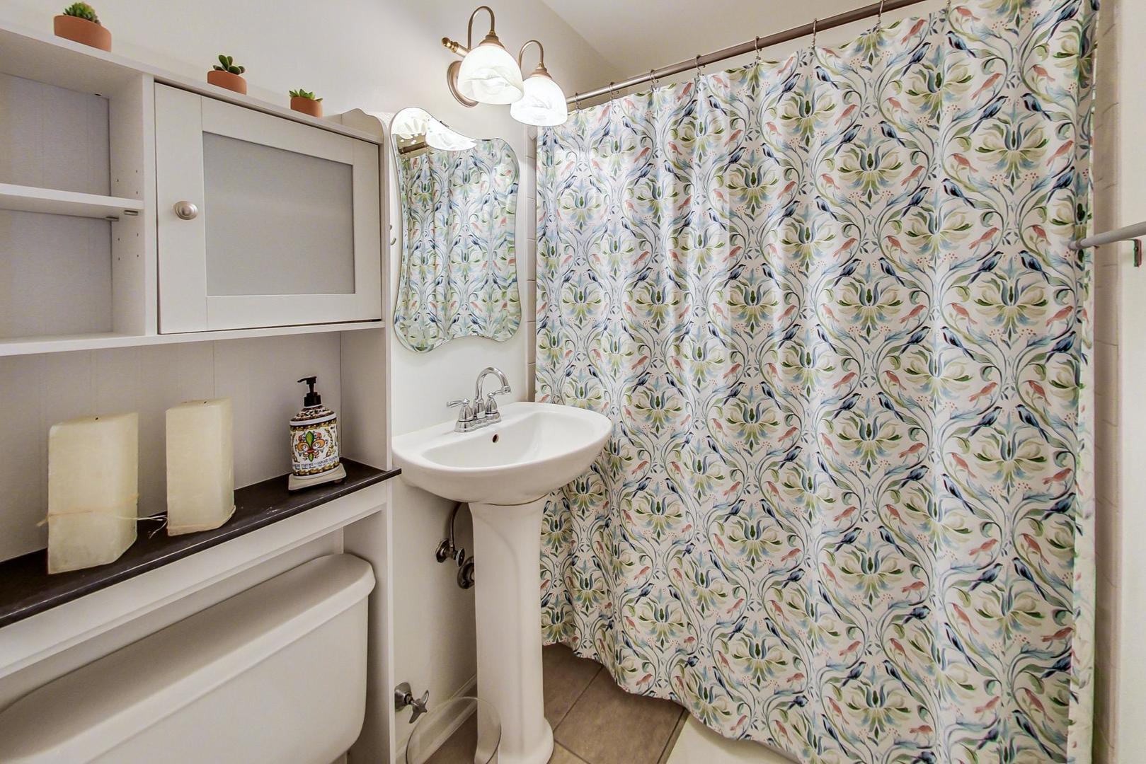 1441 W FARWELL Avenue Unit: 3F