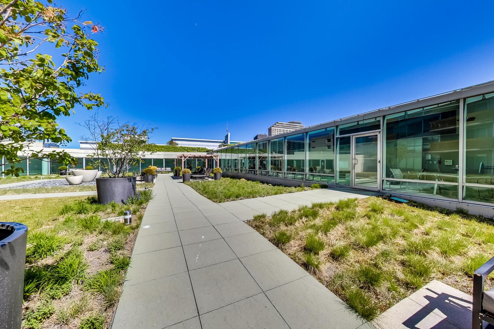 1720 Maple Avenue Unit: 1170