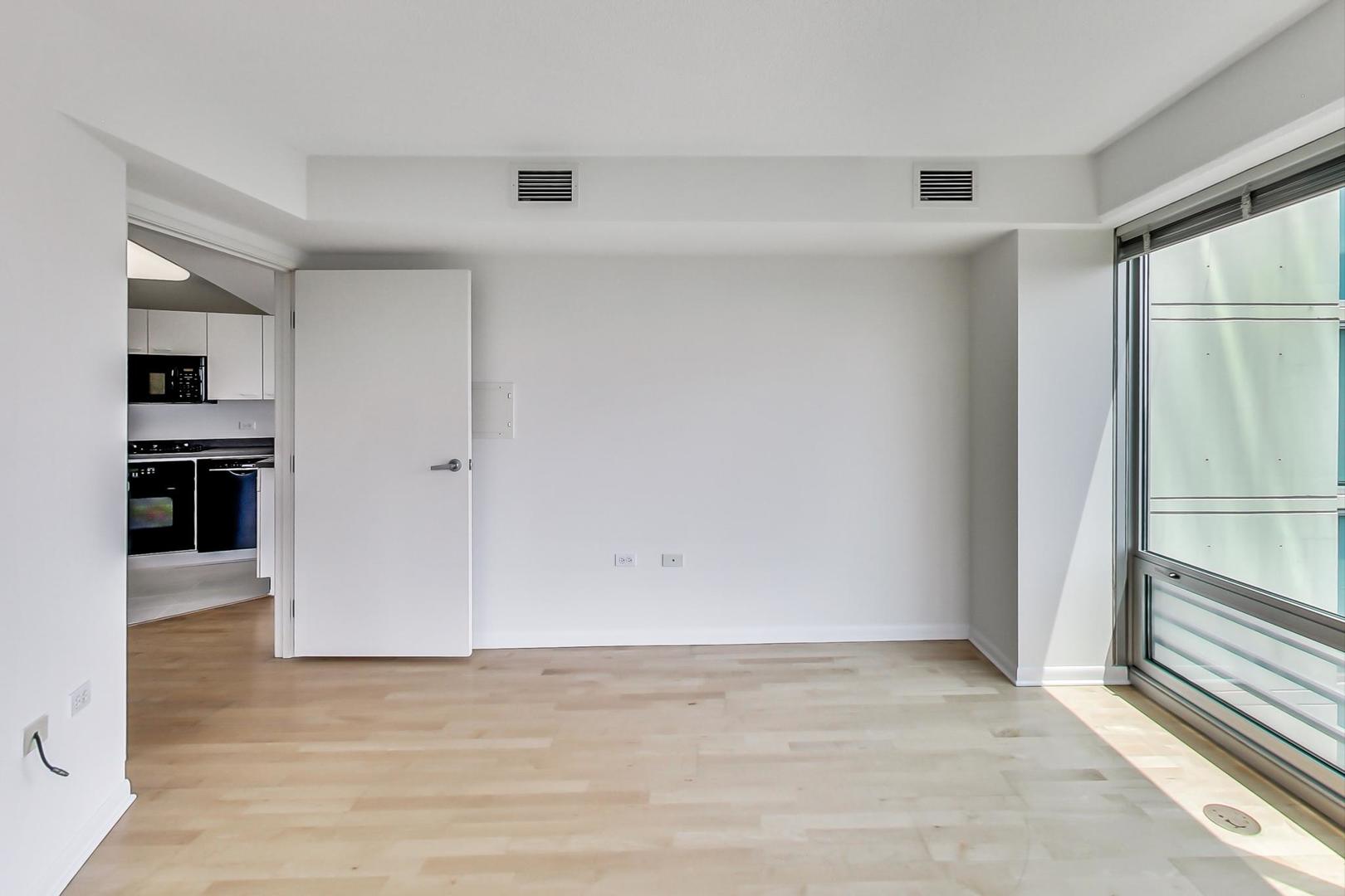 1720 Maple Avenue Unit: 1170