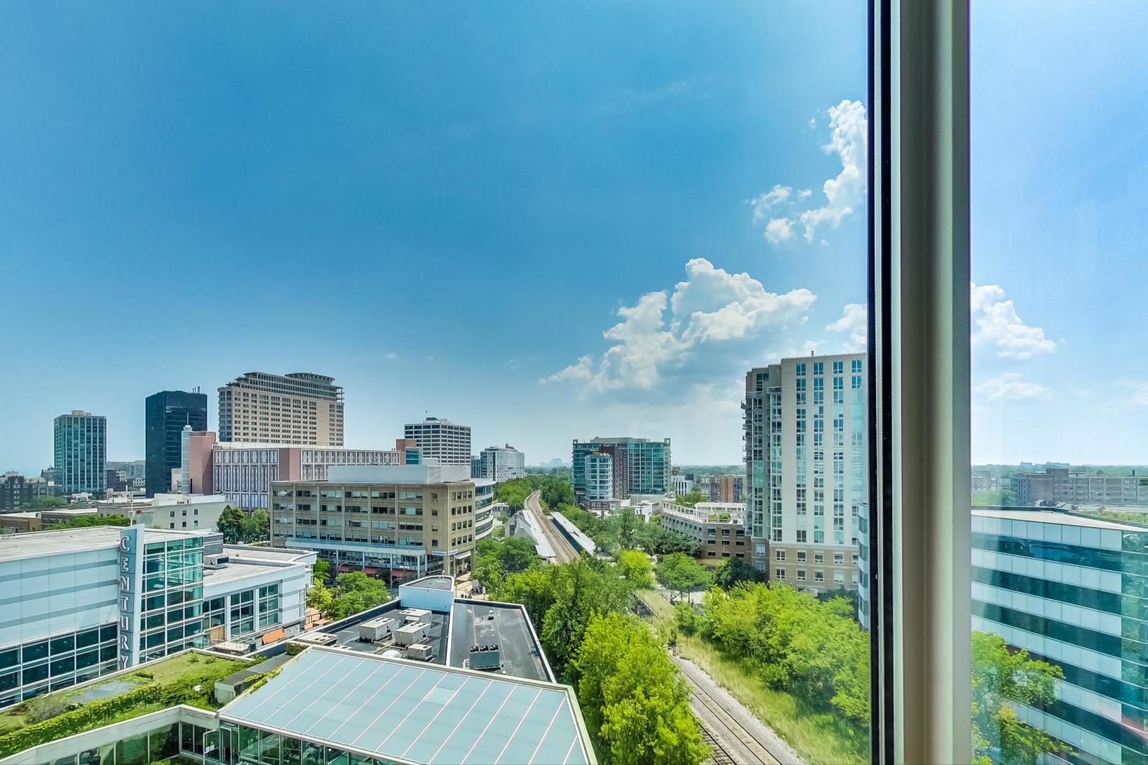 1720 Maple Avenue Unit: 1170