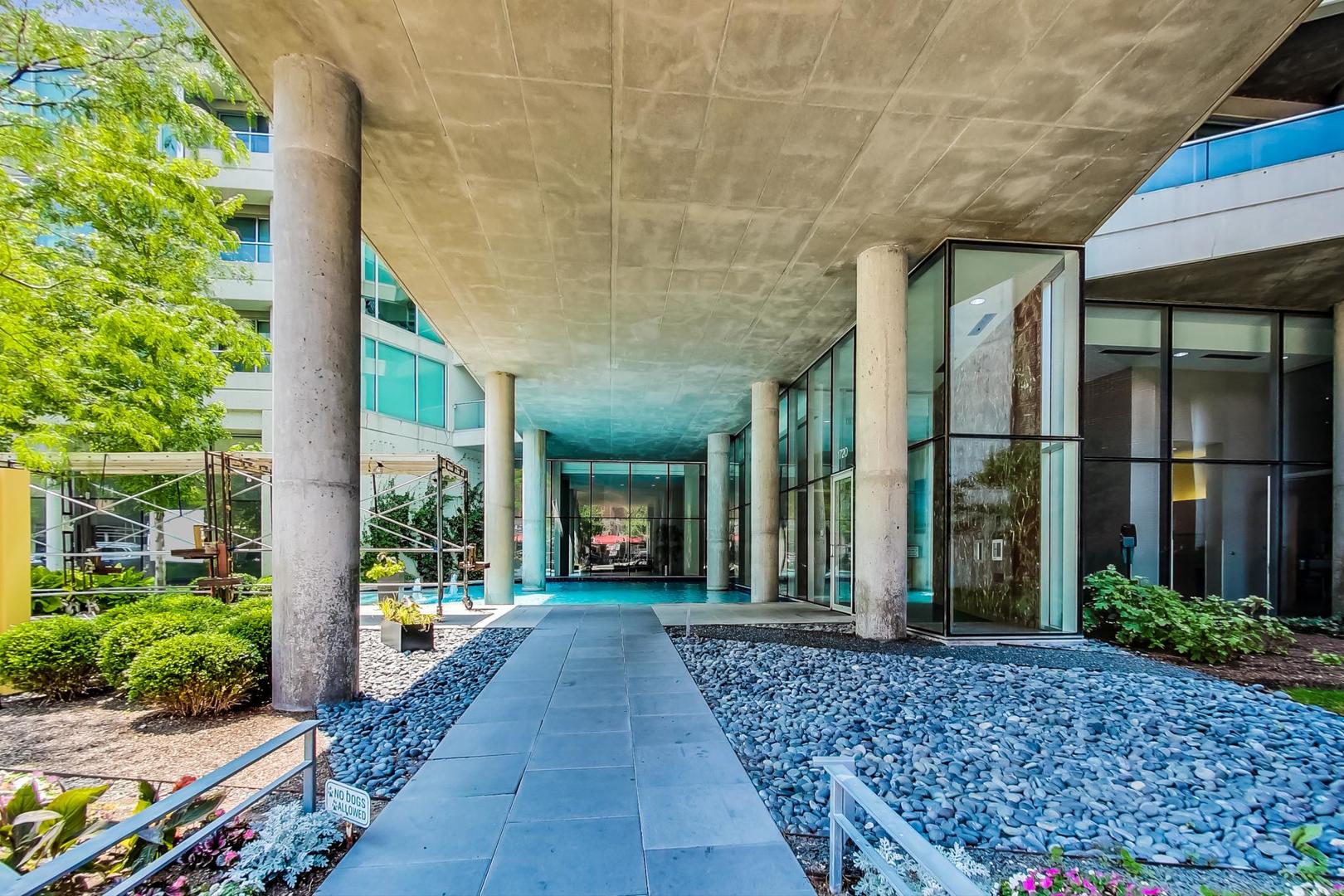 1720 Maple Avenue Unit: 1170