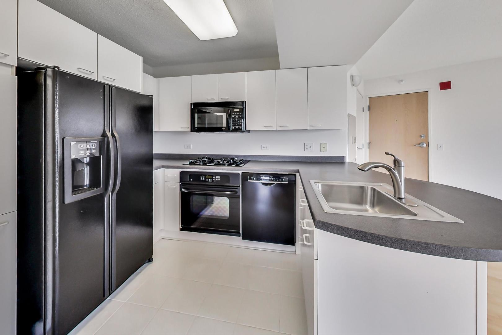 1720 Maple Avenue Unit: 1170
