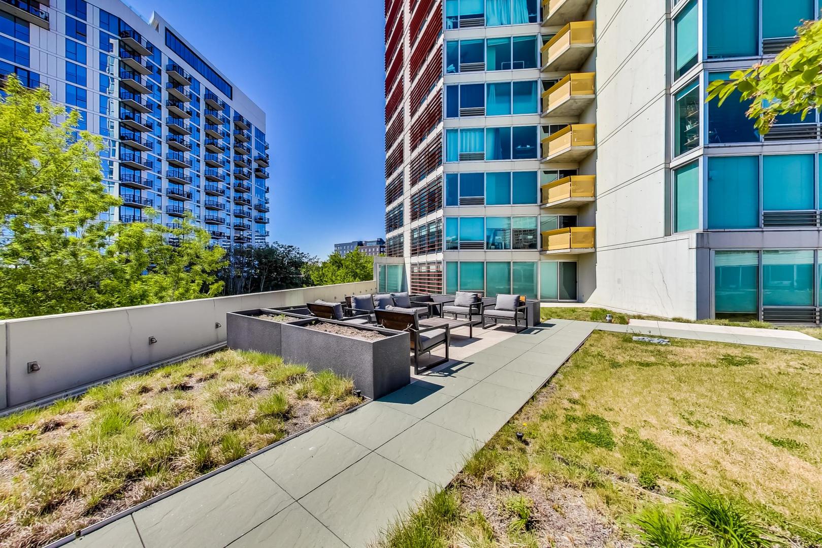 1720 Maple Avenue Unit: 1170