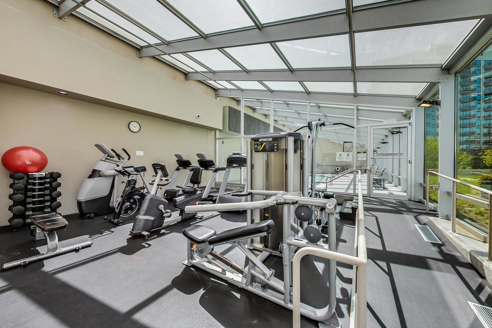 1720 Maple Avenue Unit: 1170