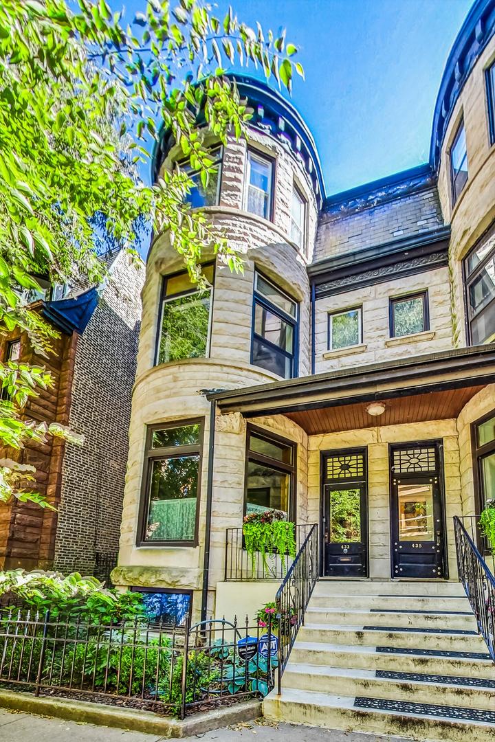 433 W Roslyn Place Unit: 1E