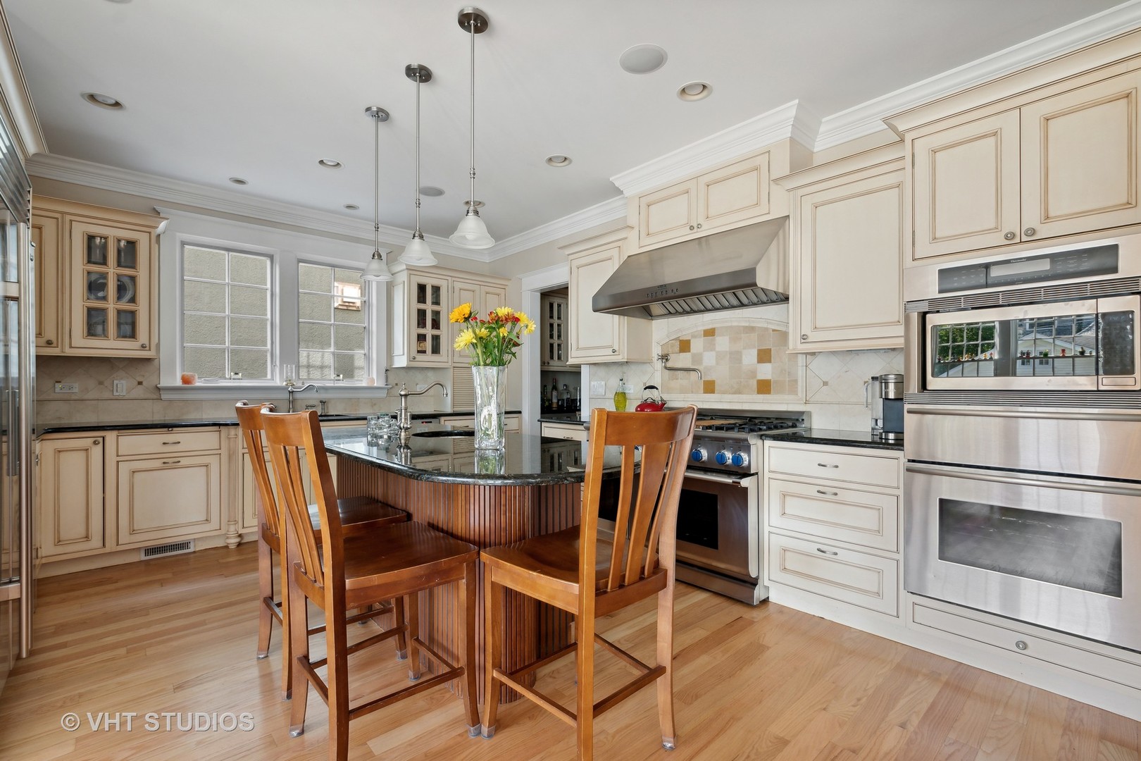 1235 Ashland Avenue